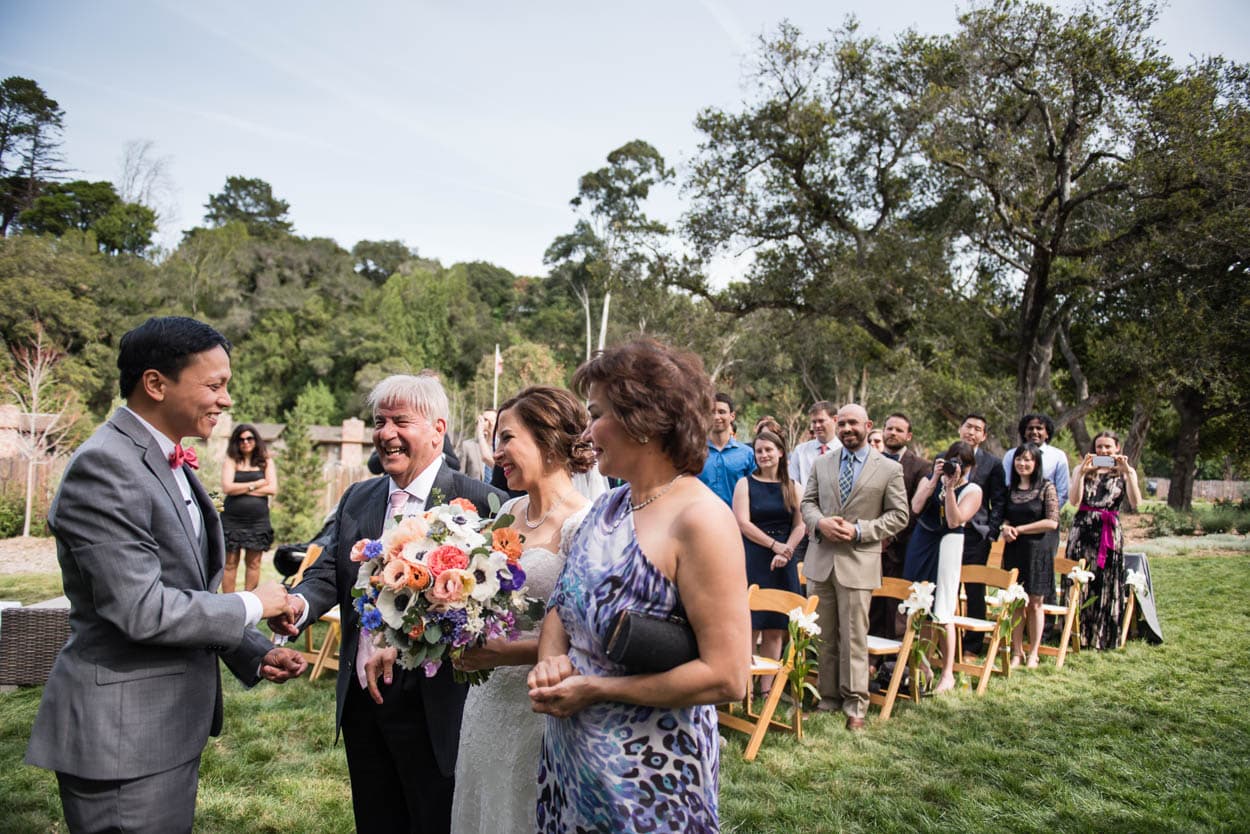 gardener-ranch-laughing-floral-wedding-photography-candid-46